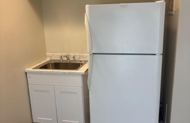 8008 RIVER FIELD Court Gallery 1
