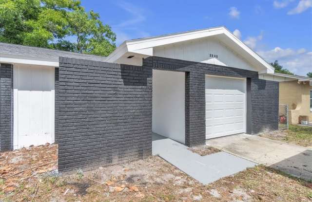 2840 CENTRAL Drive Gallery 2