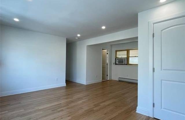 307 9th Street 2A photos photos