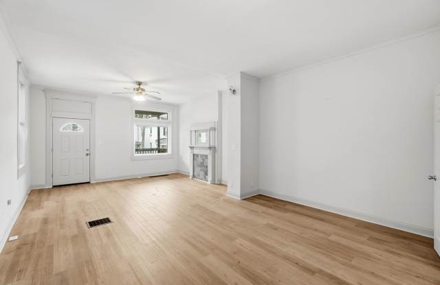4 Bed 1.5 Bath located in Norwood Gallery 4