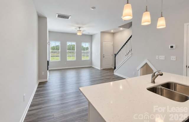 6528 Harlech Street Gallery 4