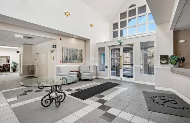 2894 W Riverwalk Cir Apt B309 Gallery 4