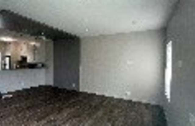 7701 VIA DEL MAR CIR Gallery 4