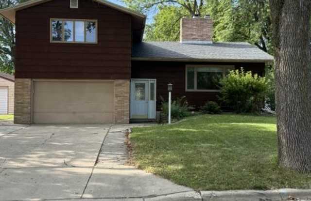 628 Johanna Avenue Southeast Gallery 1