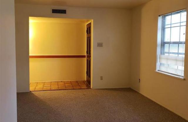 8902 VERNON Gallery 3