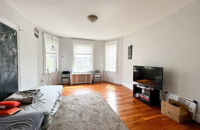 5 Bedroom in Brookline! - 76 Babcock Street, Brookline, MA 02446 5 Bedroom in Brookline! - 76 Babcock Street, Brookline, MA 02446