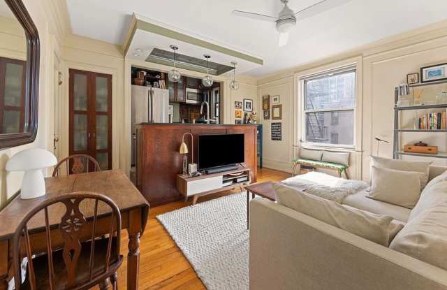 59 Pineapple St # 5545 Gallery 2