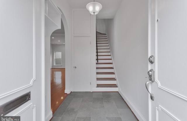 1339 CORCORAN ST NW Gallery 4