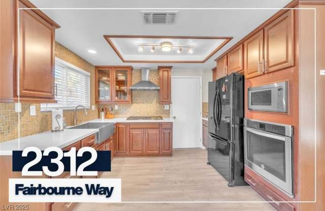 2312 Fairbourne Way photos photos