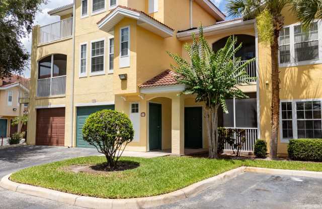 Beautiful 2 Bed 2 Bath with 1 car garage condo located in the gated Villanova at Hunters Creek community - 12212 Wild Iris Way, Hunters Creek, FL 32837