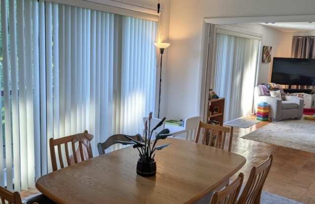 10087 WINDSTREAM Drive Gallery 4