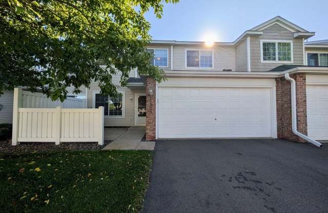 2BR, 2BA Otsego Townhome for Rent photos photos