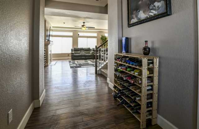 9516 Linkage Trail Gallery 4