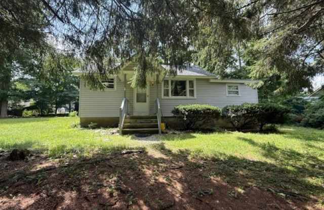 103 Edgewood Ln photos photos