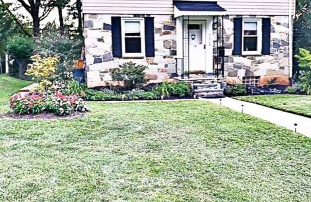 7114 Deerfield Rd - 7114 Deerfield Road, Pikesville, MD 21208