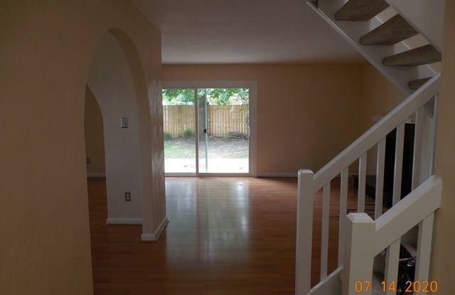 3225 Barrington Drive Gallery 4