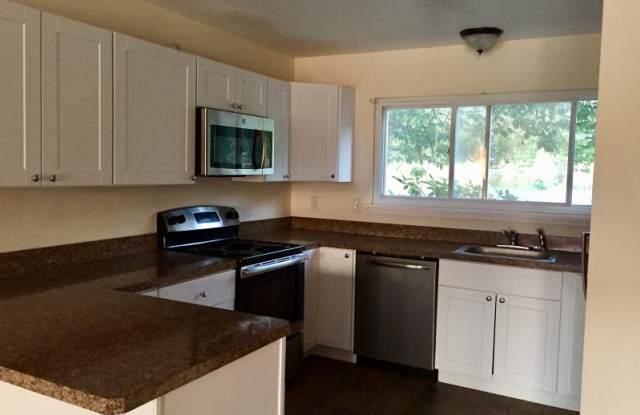 352-e S LAKE SHR Gallery 3