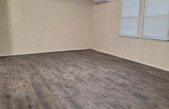 2413 Mcfarland Gallery 4