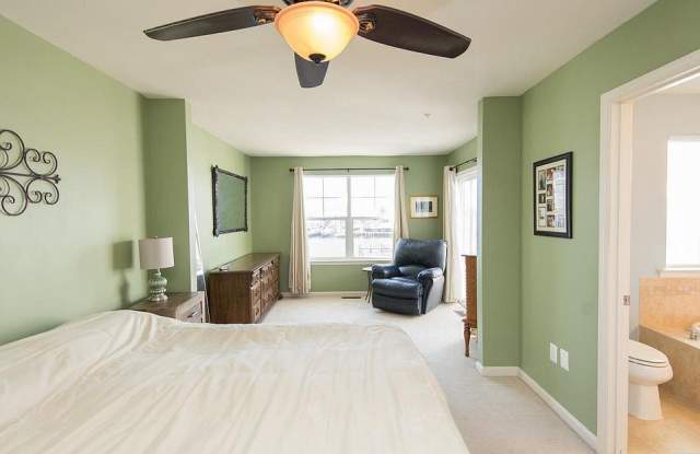 413 South Seaway Court Gallery 4