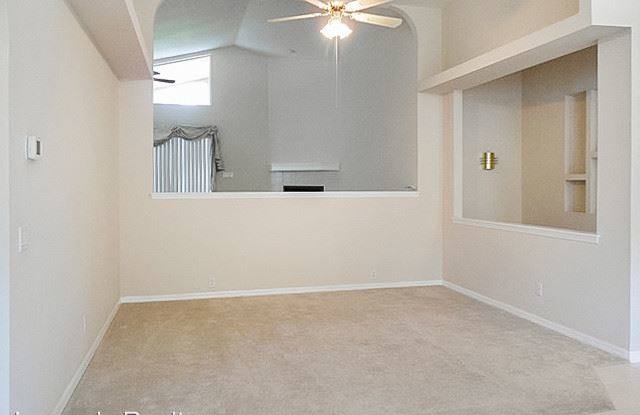 666 Oak Hollow Way  SEMINOLE Gallery 2