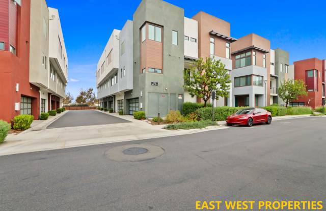 307 Lodestar Gallery 2
