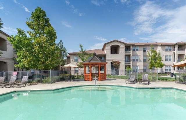 Crocker Oaks Apartments Gallery 2