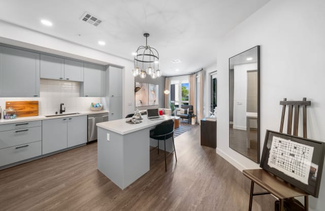 Halcyon House photos photos