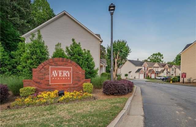 2620 Avery Park Circle photos photos