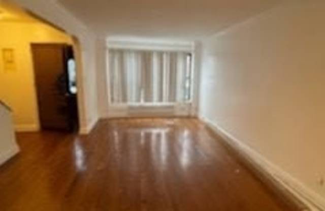 226-15 141st Avenue Gallery 3