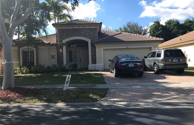 972 NE 35th Ave - 972 Northeast 35th Avenue, Homestead, FL 33033