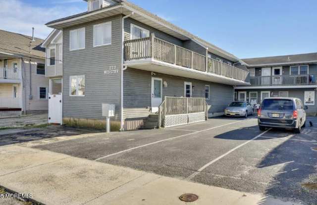 223 Webster Avenue - 223 Webster Avenue, Seaside Heights, NJ 08751