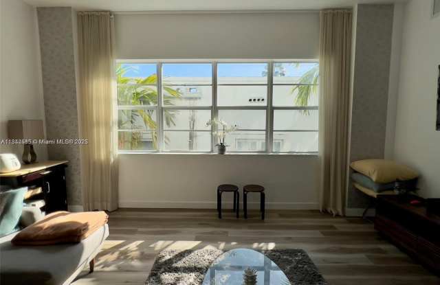 935 Euclid Ave photos photos