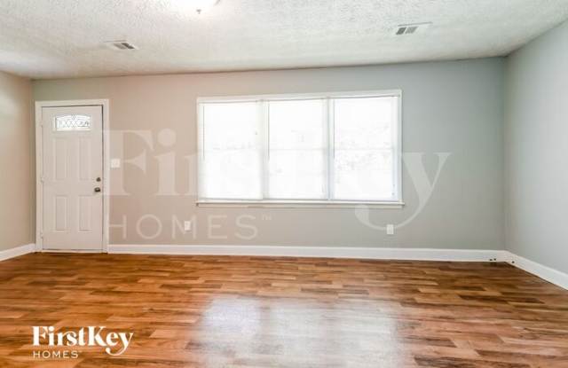 1906 Amesbury Drive Gallery 2