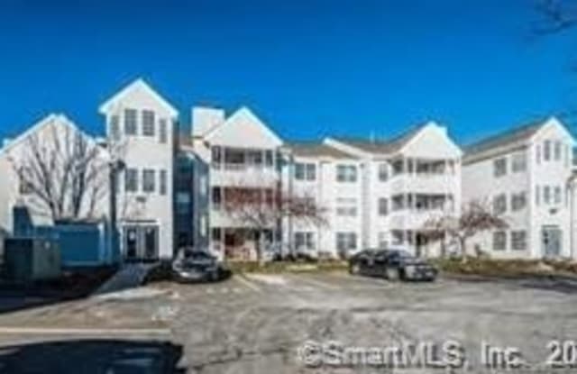 1 Forest Glen Circle - 1 Forest Glen Circle, Middletown, CT 06457