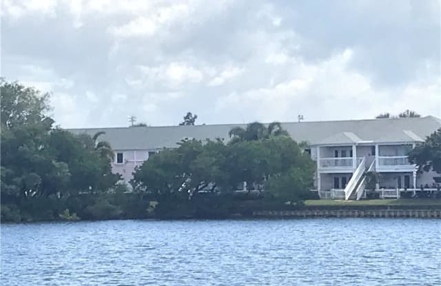 251 POMPANO DRIVE SE - 251 Pompano Drive Southeast, St. Petersburg, FL 33705