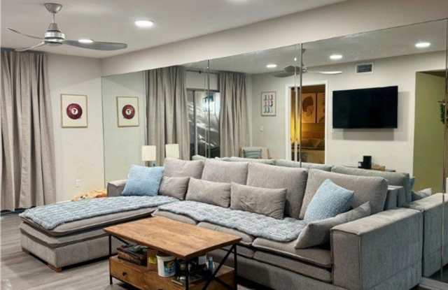 28260 Pine Haven Way unit: 81 photos photos