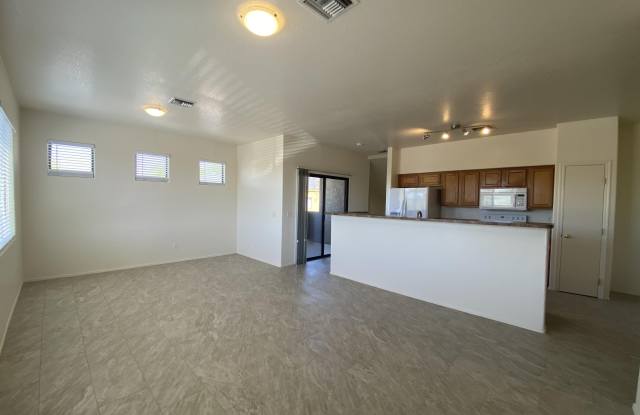 1251 E Weimer Circle Gallery 3