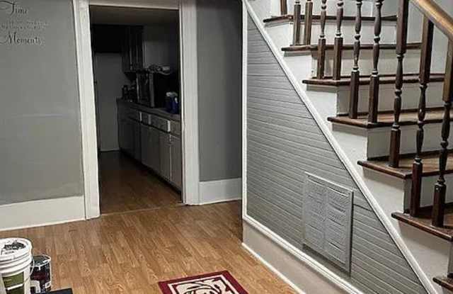 409 Hammond Street Gallery 3