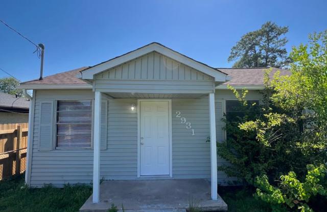 Newly refreshed spacious 3 Bed in Orange, TX. - 2931 Byley Boulevard, Orange, TX 77630