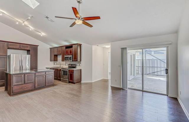 12561 Woodmill Drive Gallery 4