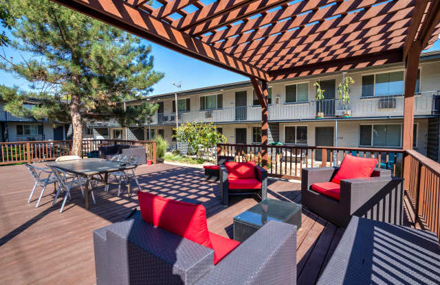 Clay Street Apartments Gallery 1