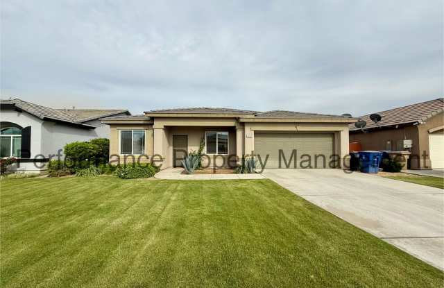 Spacious 4 Bed/2 Bath S Bakersfield Home w/ RBP  $0 Deposit Option photos photos