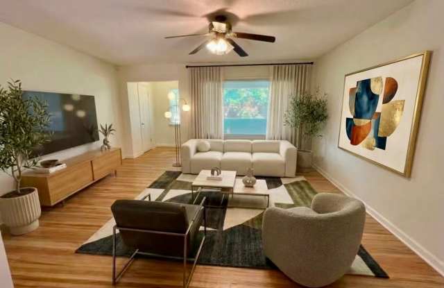 Charming 2BR House in Wichita Gallery 4