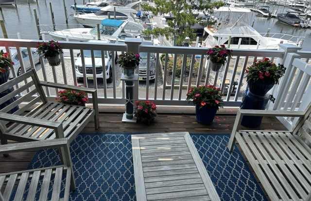 1208 Harbour Cv S Cv Gallery 3