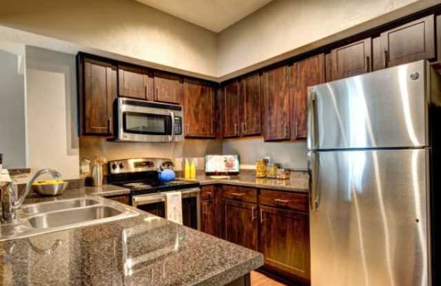 16682 Huebner Rd Gallery 2