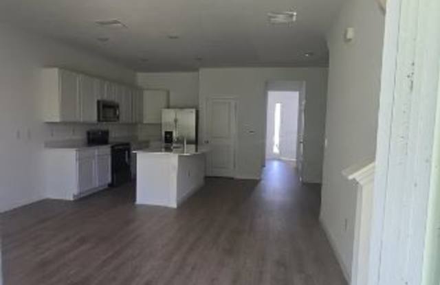 32513 Midsummer Night Ln Gallery 3