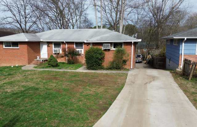 2625 Fairmont Boulevard - 2 photos photos