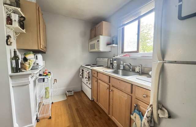 24 Shawmut Ter photos photos