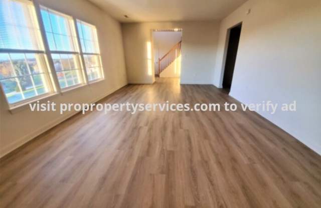 101 Vody's Court Gallery 3