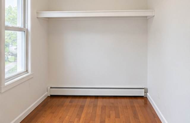 448 South 17th Street Gallery 2